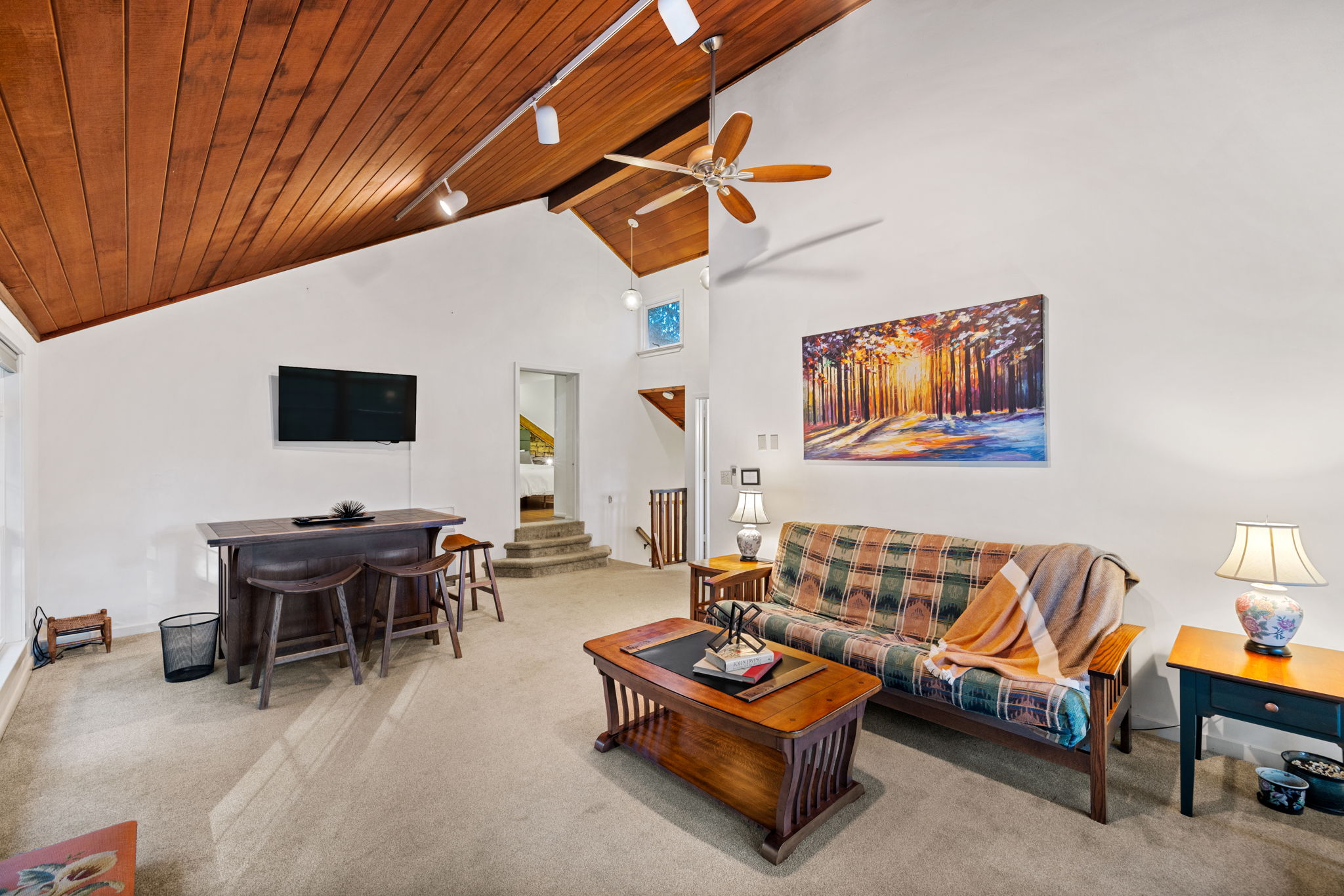 43-2240_county_line_rd-Livingroom 2