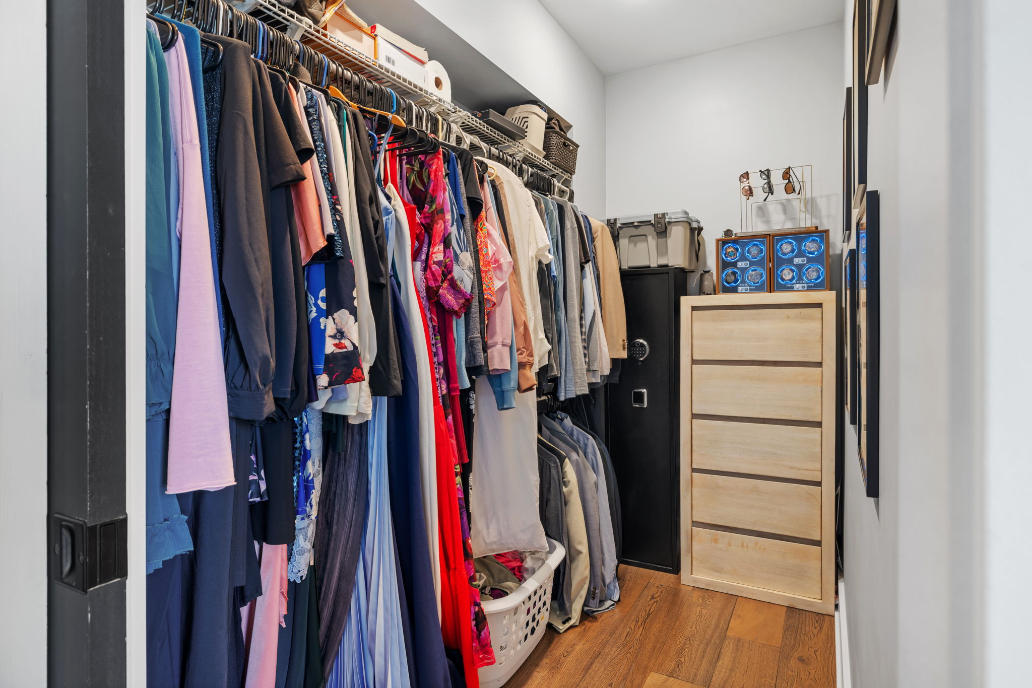 34-Closet