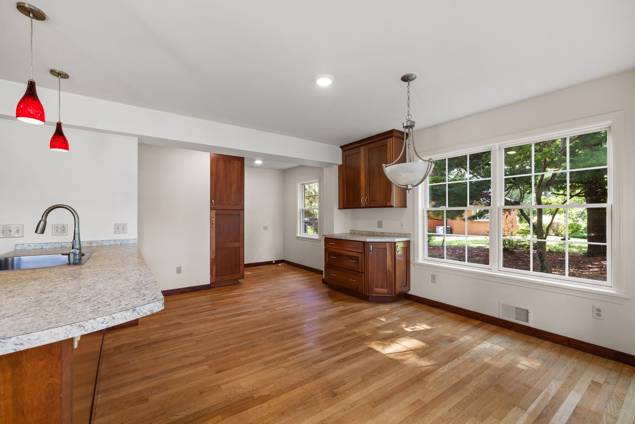 25-web-or-mls-prep_solutions_1182_windermere_dr-25