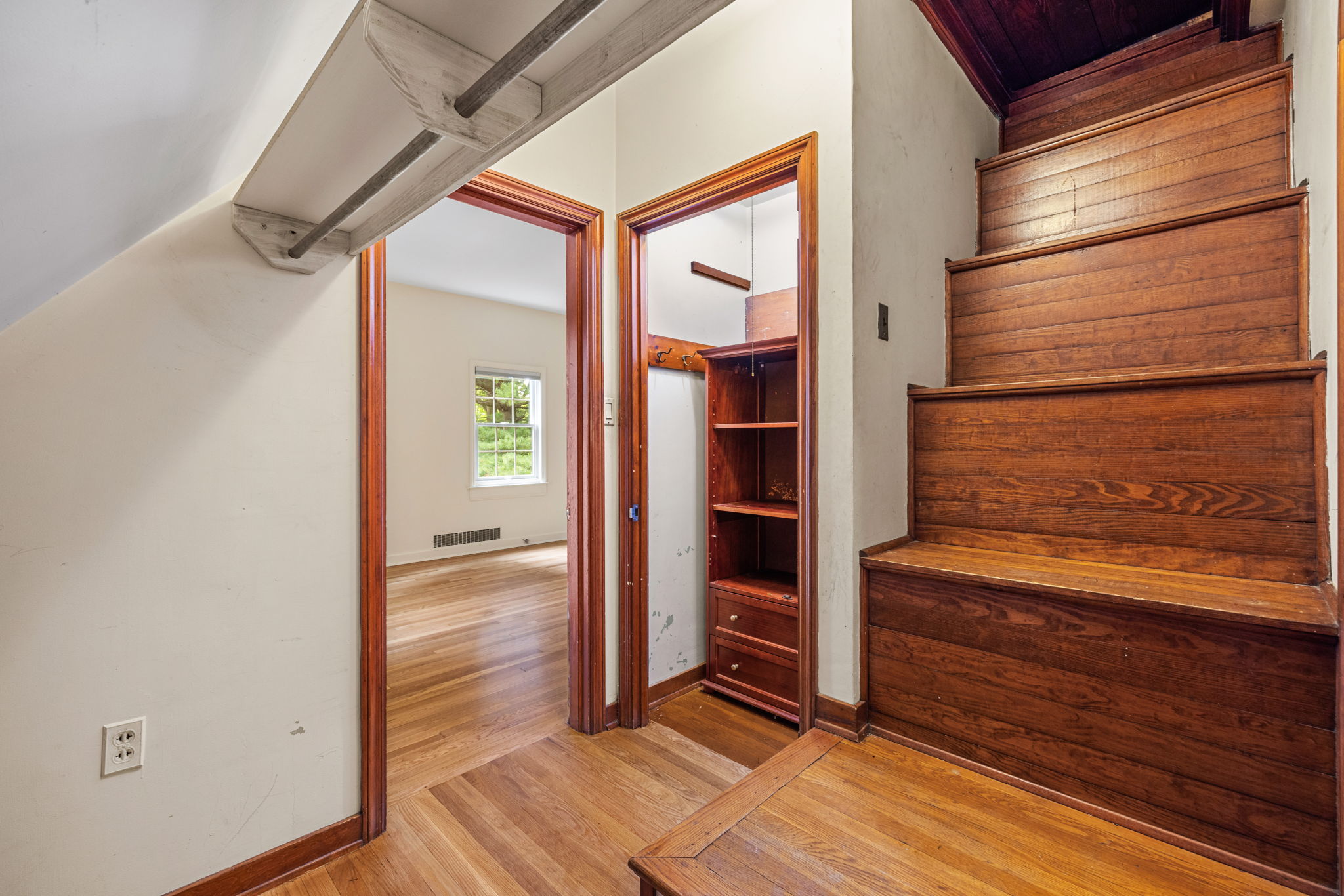 40-web-or-mls-prep_solutions_1182_windermere_dr-40