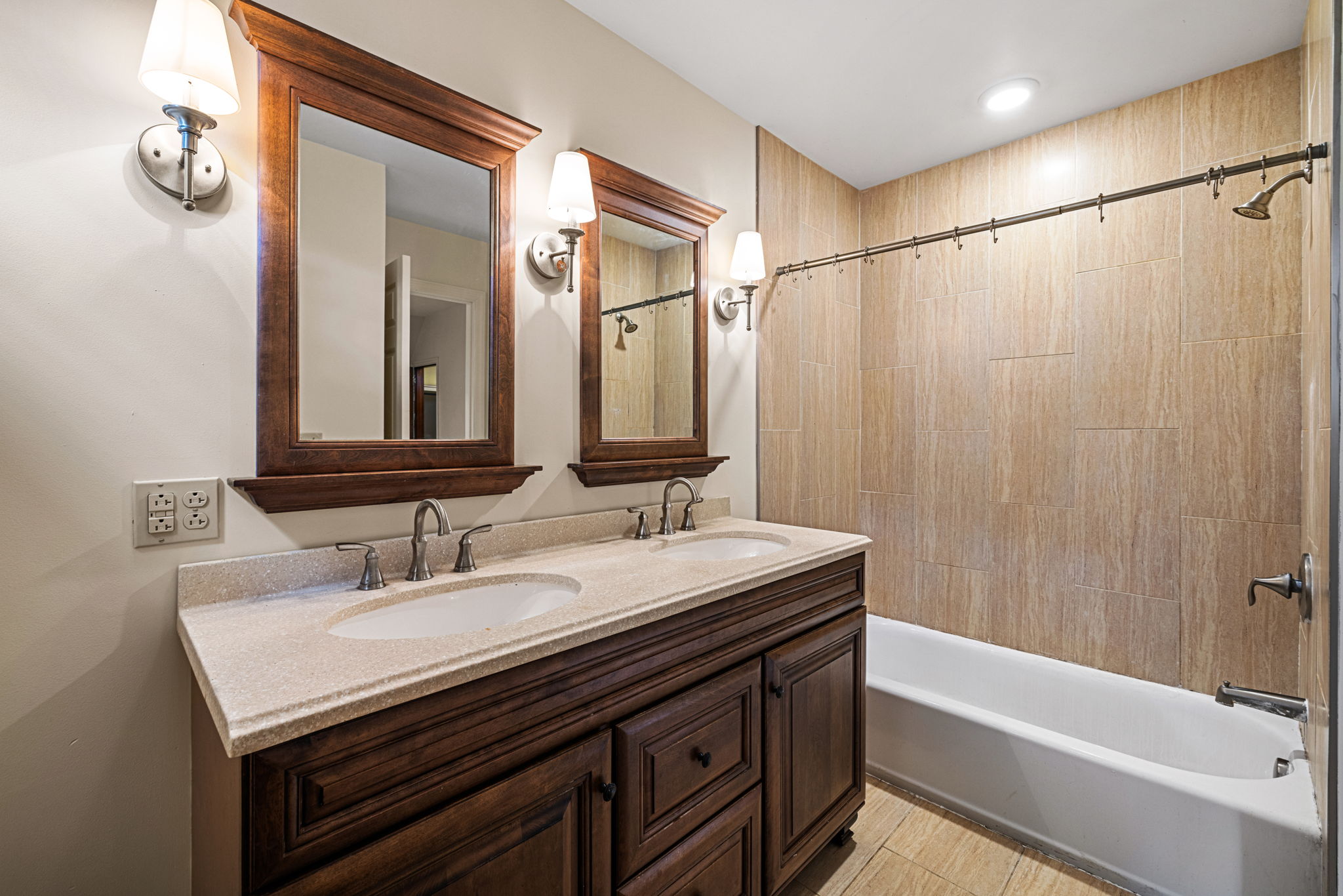42-web-or-mls-prep_solutions_1182_windermere_dr-42
