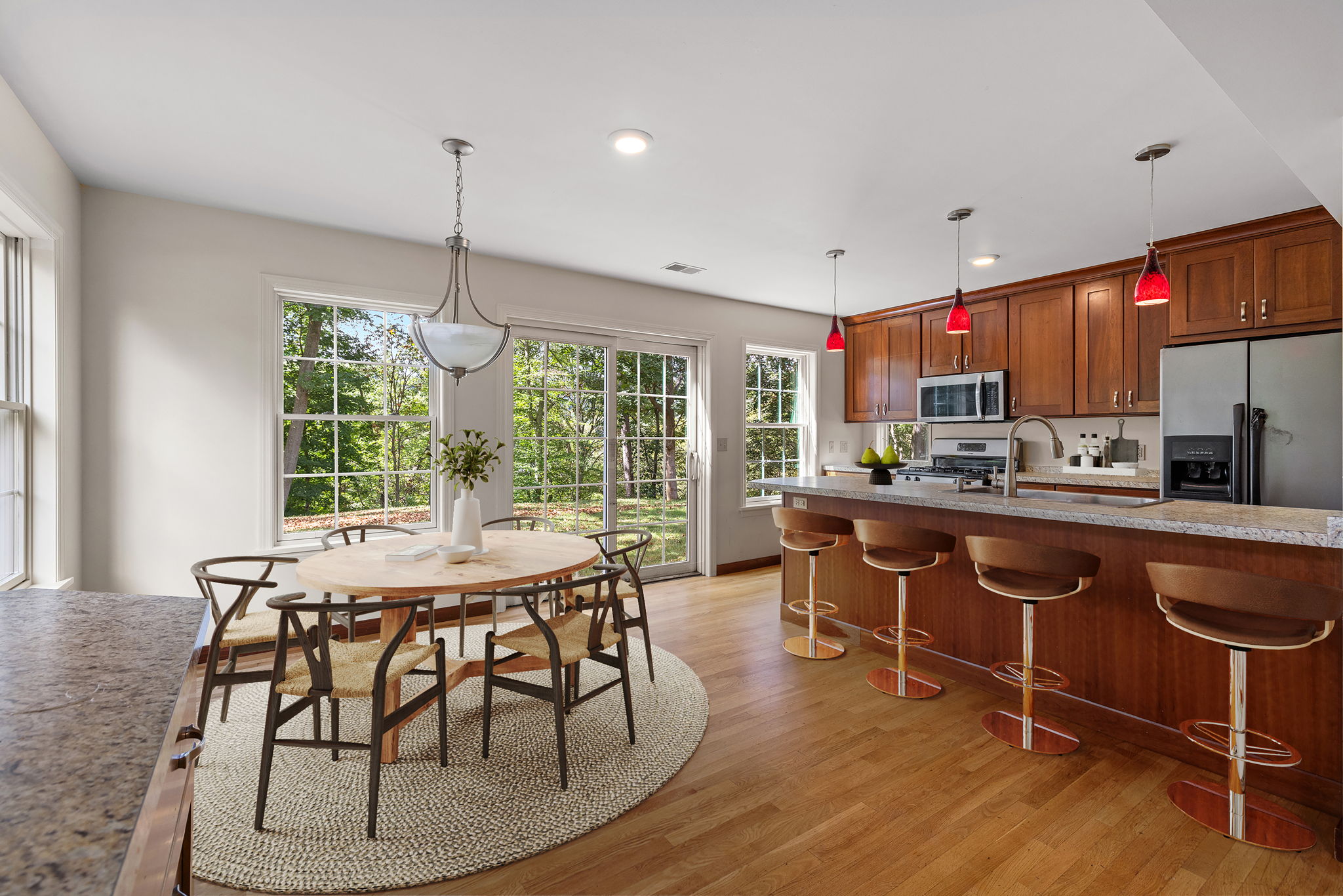 63-web-or-mls-prep_solutions_1182_windermere_dr-23_final